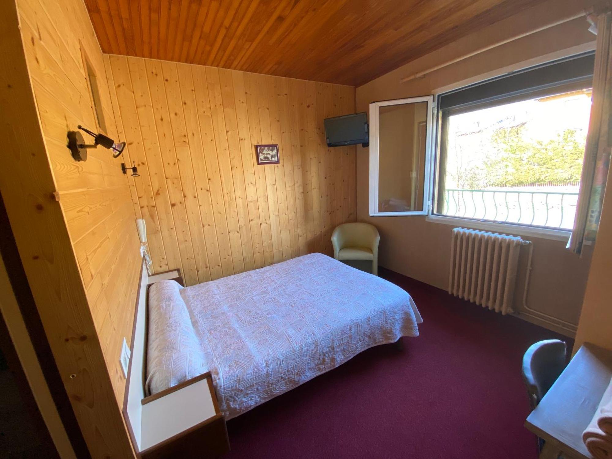 Relais Du Belloch Angoustrine Esterno foto